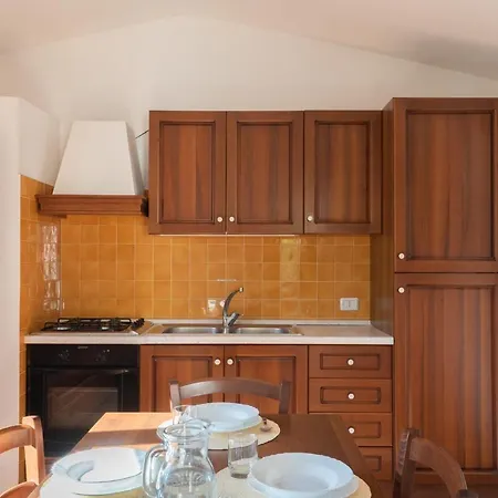 Апартаменты Stunning Bouganvillage Bedroom Num1313